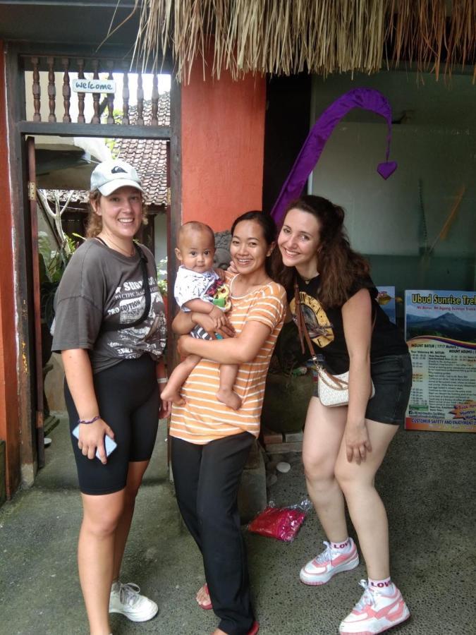 Yasa Backpackers House Albergue *