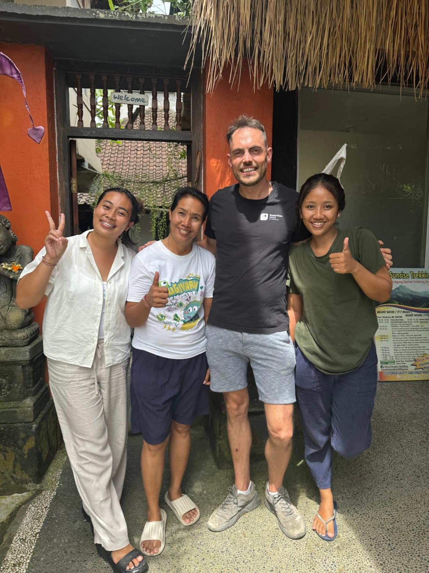 Yasa Backpackers House Albergue Ubud